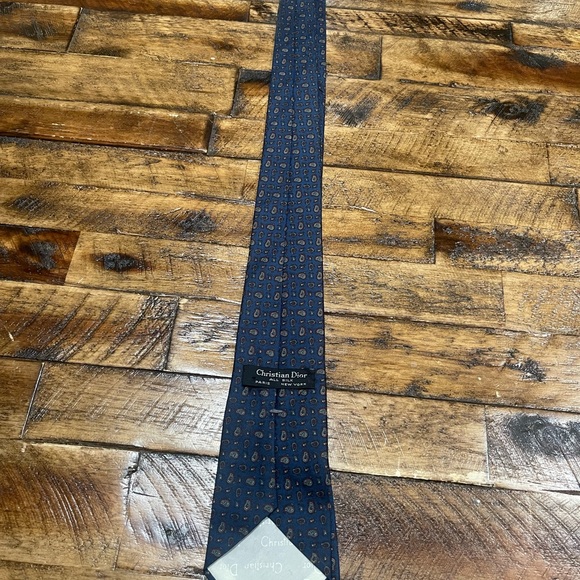 Christian Dior  Men’s Tie Bundle of Two - Picture 6 of 11